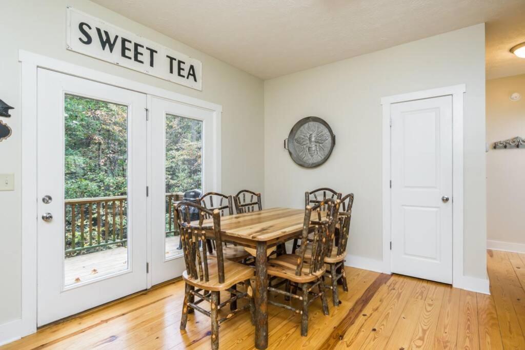 Deerfield Cabin Villa ดาห์ลอนีกา ภายนอก รูปภาพ